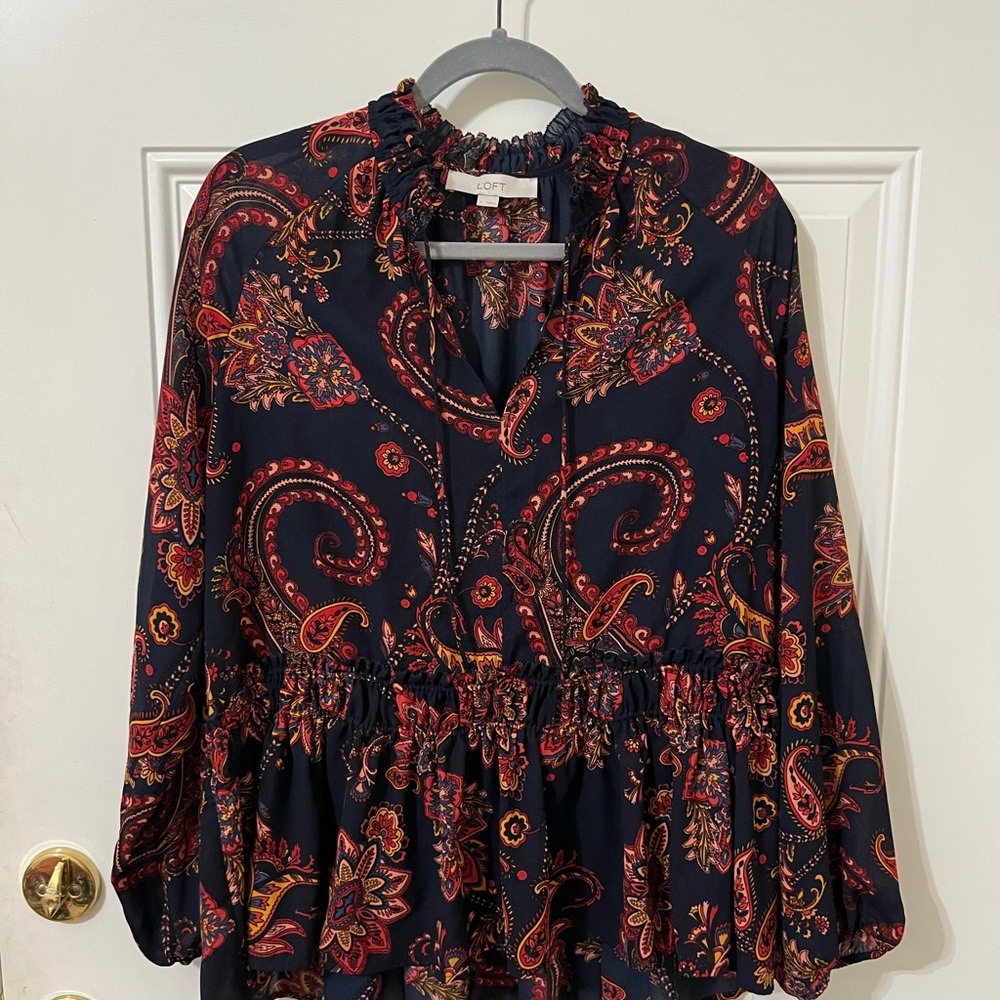 LOFT Women's Paisley Top - Navy and Red